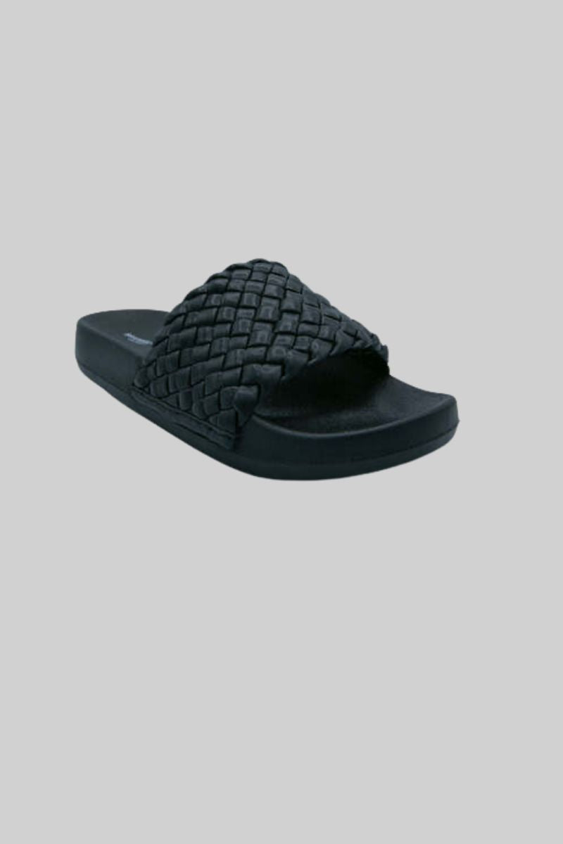 Nosara Kashiba Slides