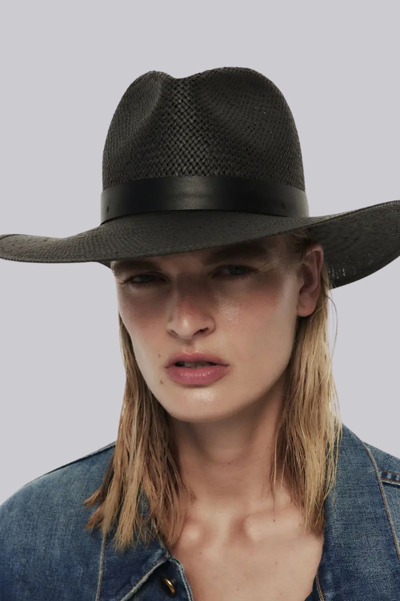 Simone