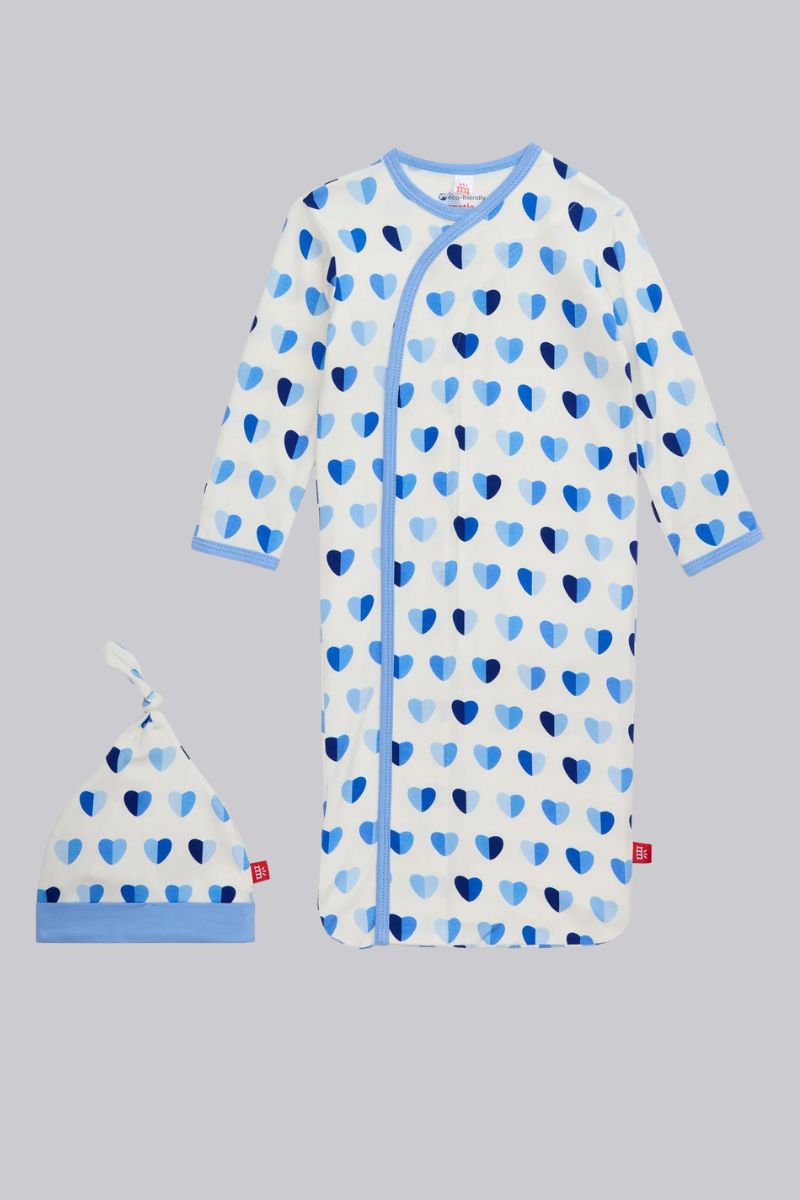 Magnetic Gown and Hat Set